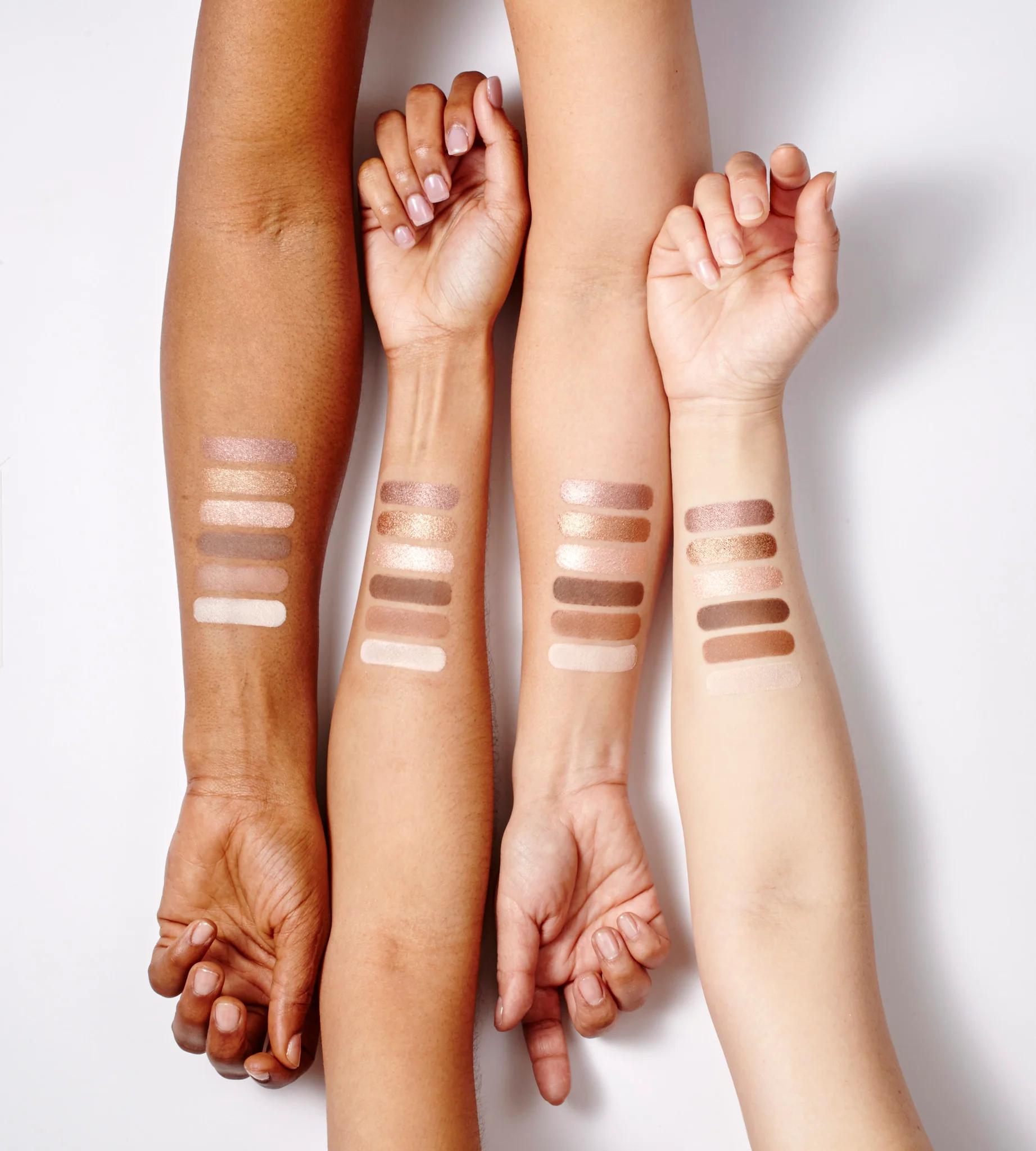 1066-the-contour-eyeshadow-palette-9.webp The Contour Eyeshadow Palette
