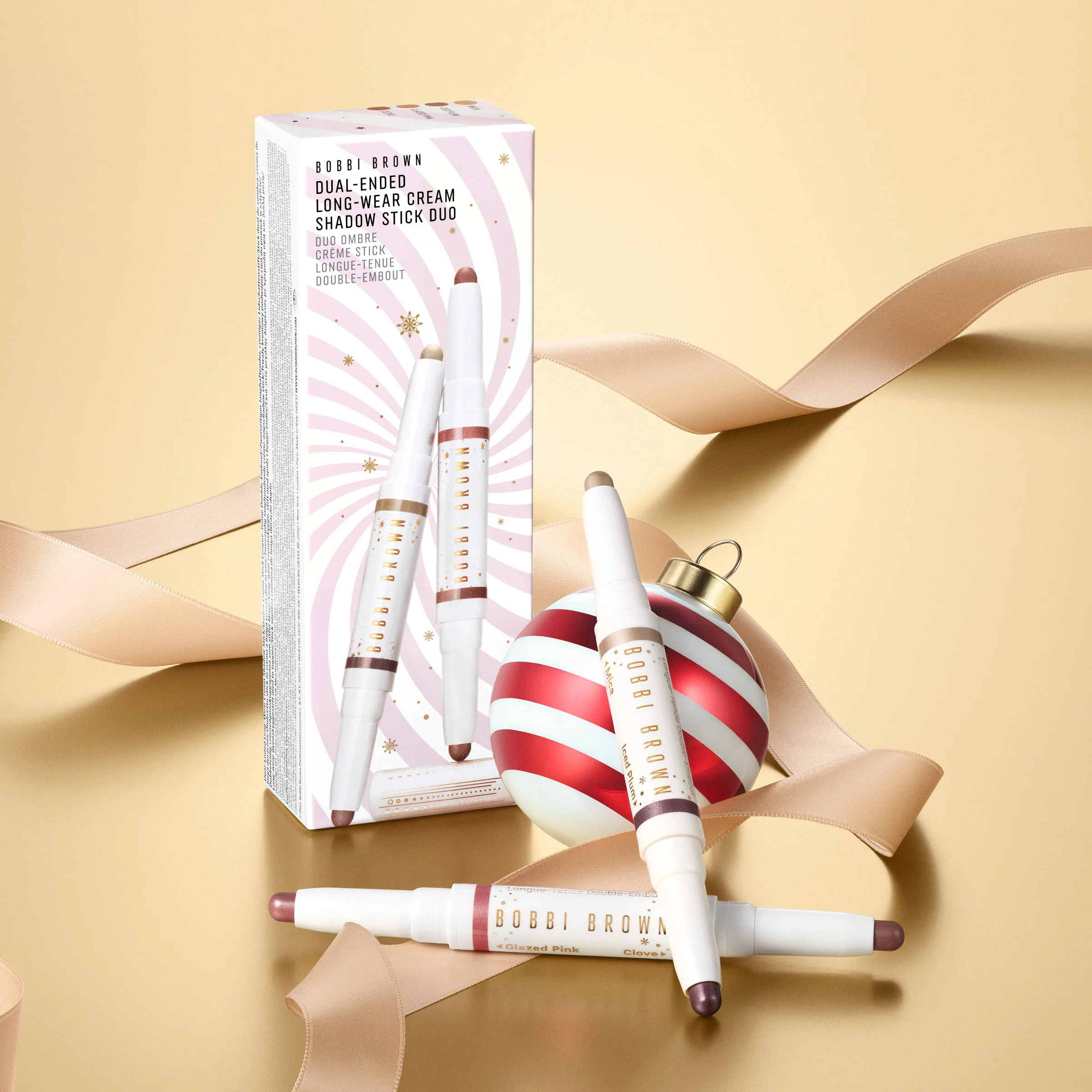205-dual-ended-long-wear-cream-eyeshadow-stick-gift-set-limited-edition--6.webp Dual-Ended Long-Wear Cream Eyeshadow Stick Gift Set (Limited Edition)