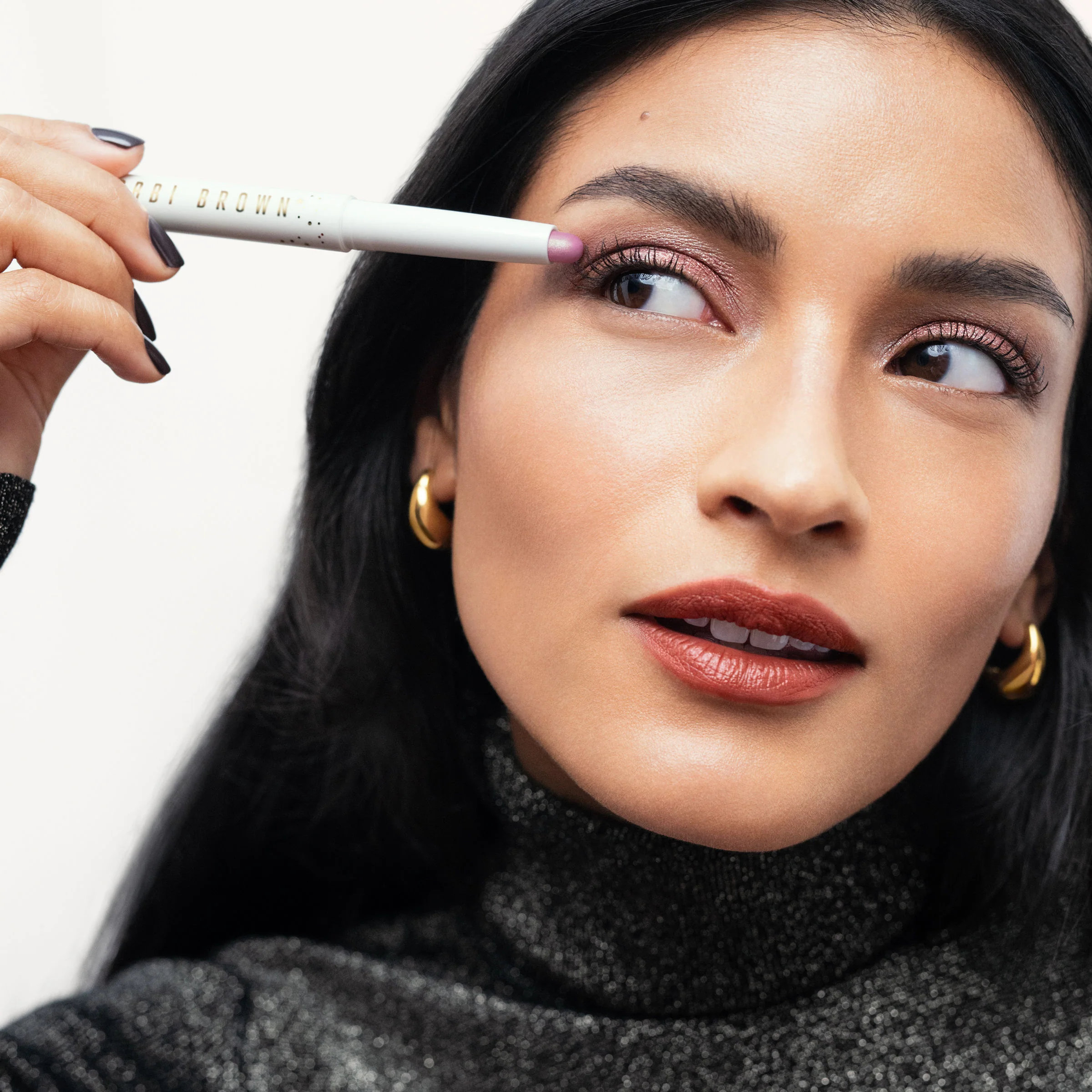 285-holiday-long-wear-cream-eyeshadow-stick-limited-edition--5.webp Holiday Long-Wear Cream Eyeshadow Stick (Limited Edition)