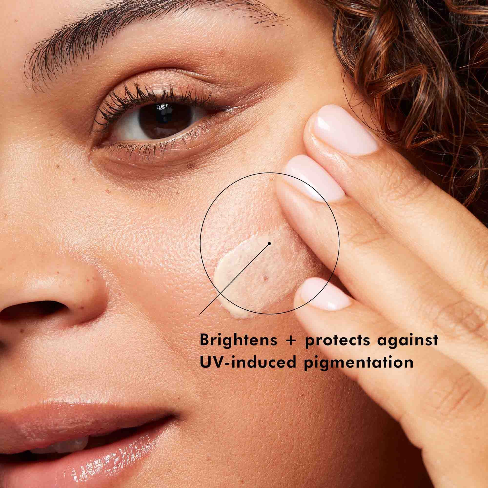 3626-daily-brightening-uv-defense-spf-30-6.jpg Daily Brightening UV Defense SPF 30