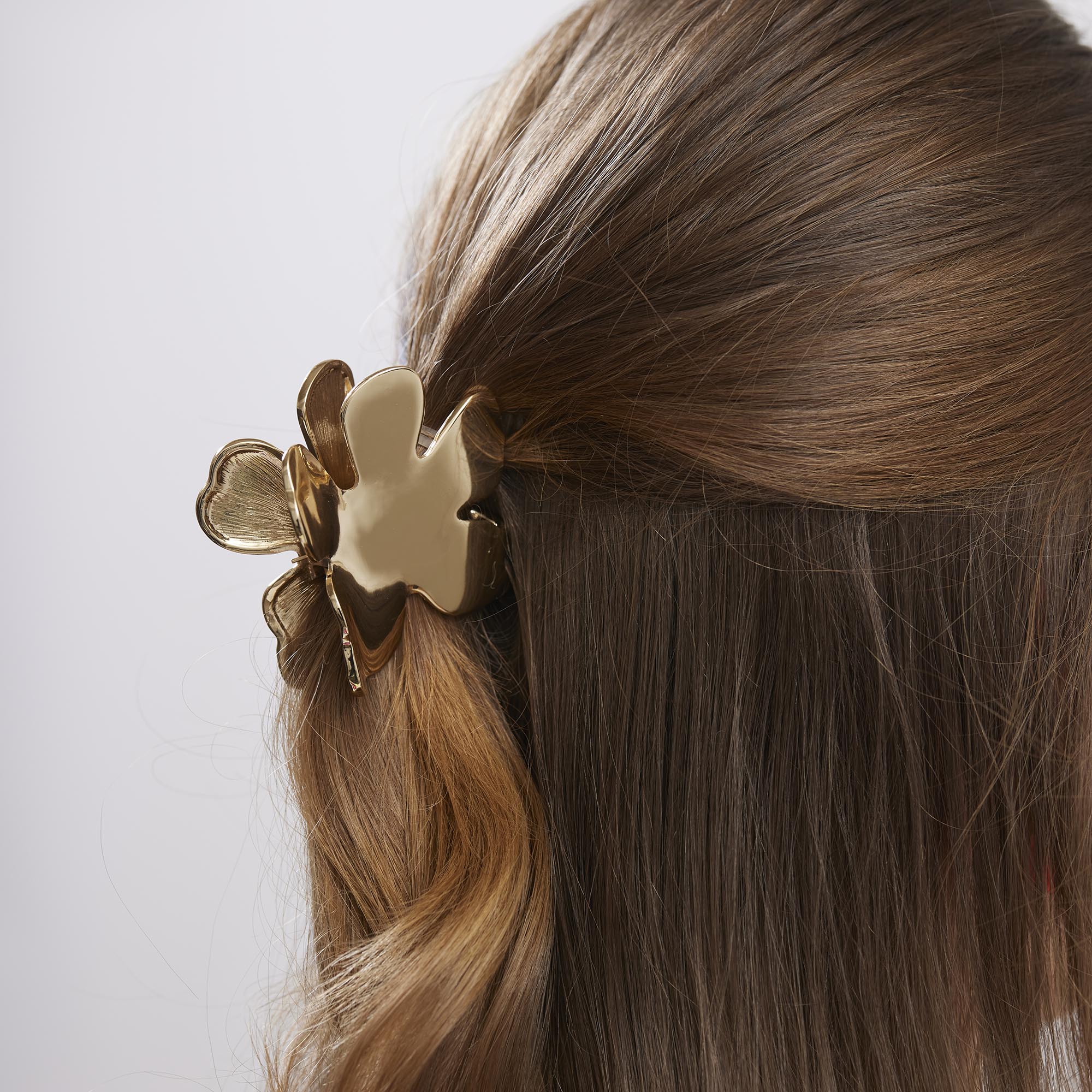 368-metal-lily-claw-clip-limited-edition--5.jpg Metal Lily Claw Clip (Limited Edition)