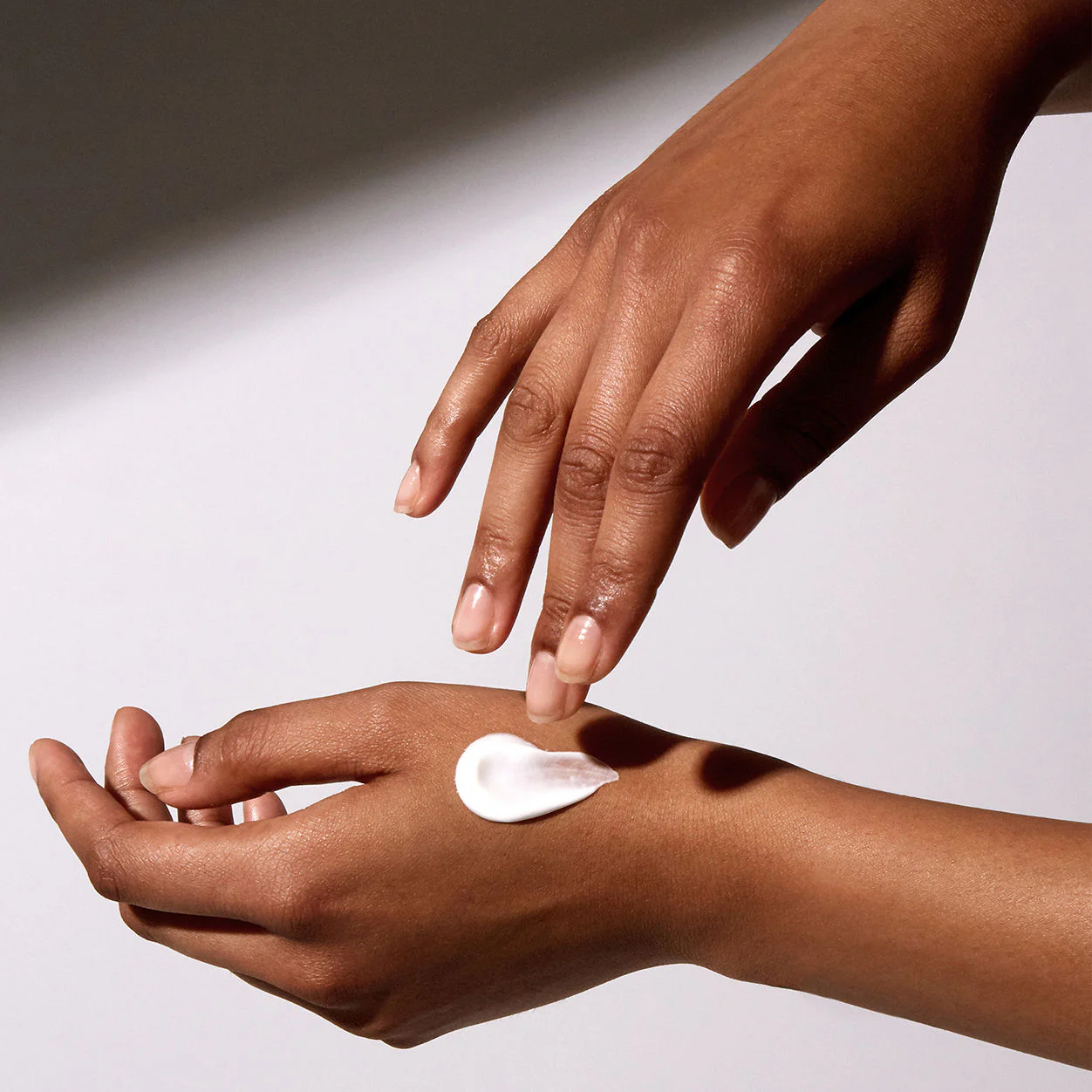 3683-darker-skin-tones-face-cream-5.webp Darker Skin Tones Face Cream