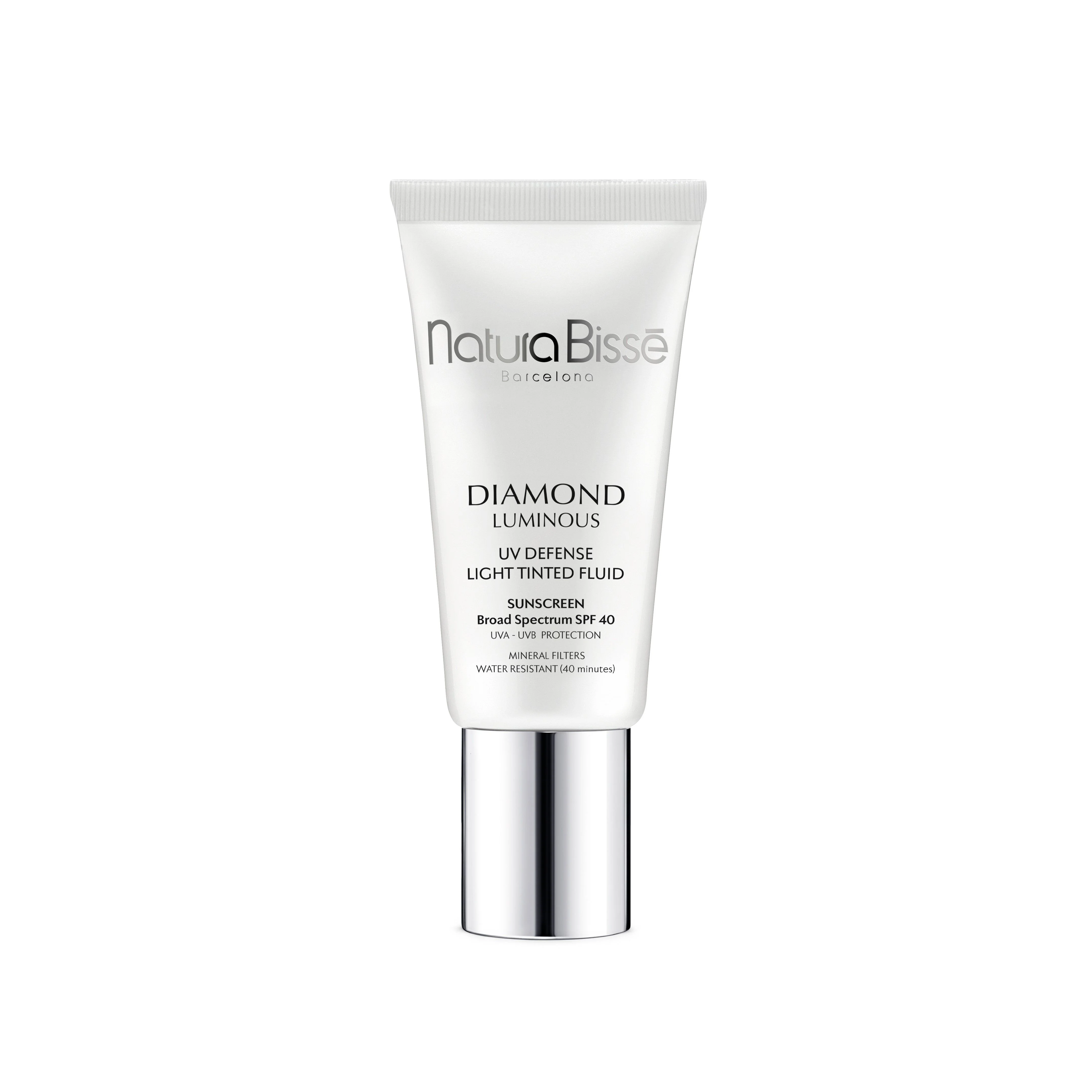 3872-diamond-luminous-uv-defense-light-tinted-fluid-spf-40-1.webp Diamond Luminous UV Defense Light Tinted Fluid SPF 40