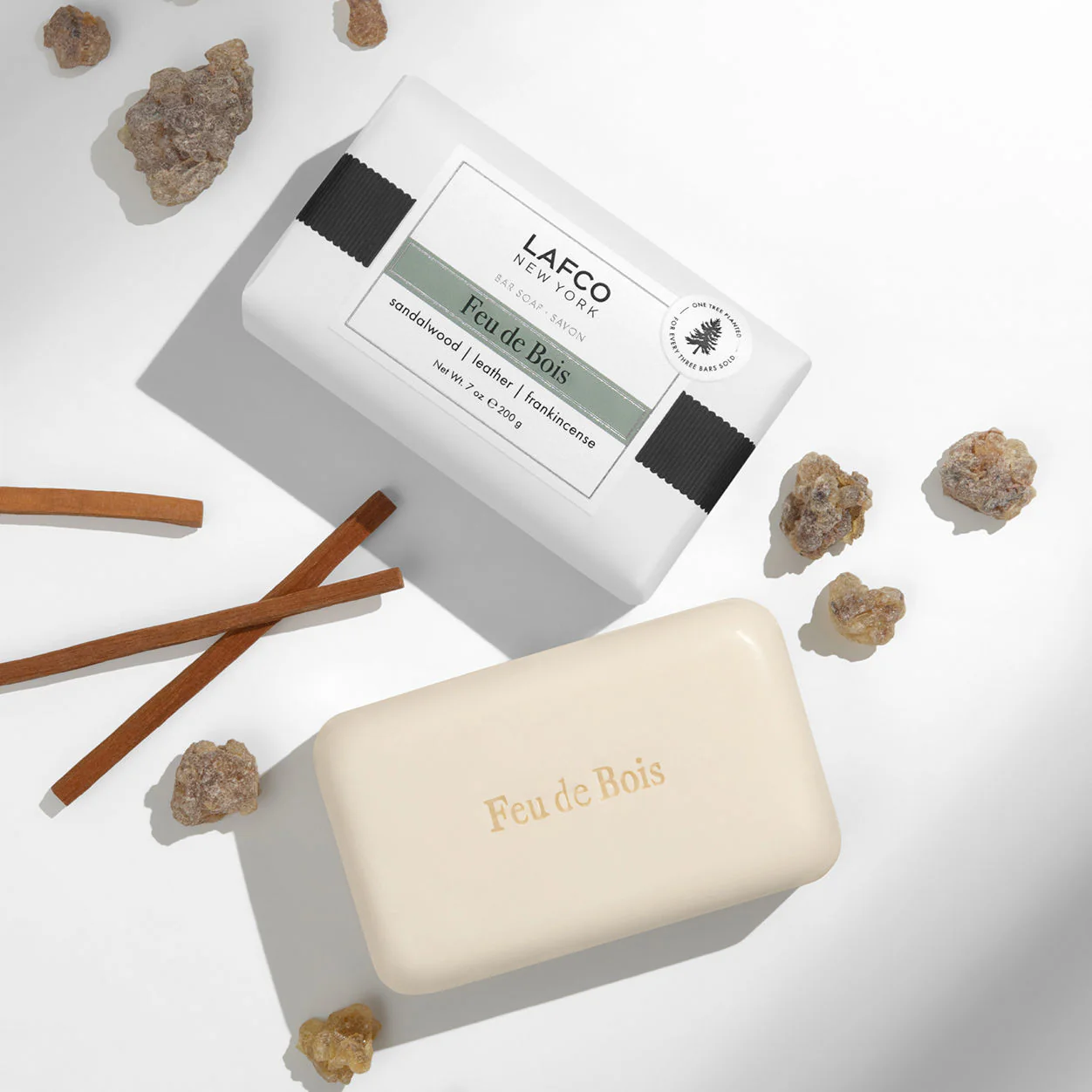 4787-feu-de-bois-bar-soap-5.webp Feu de Bois Bar Soap