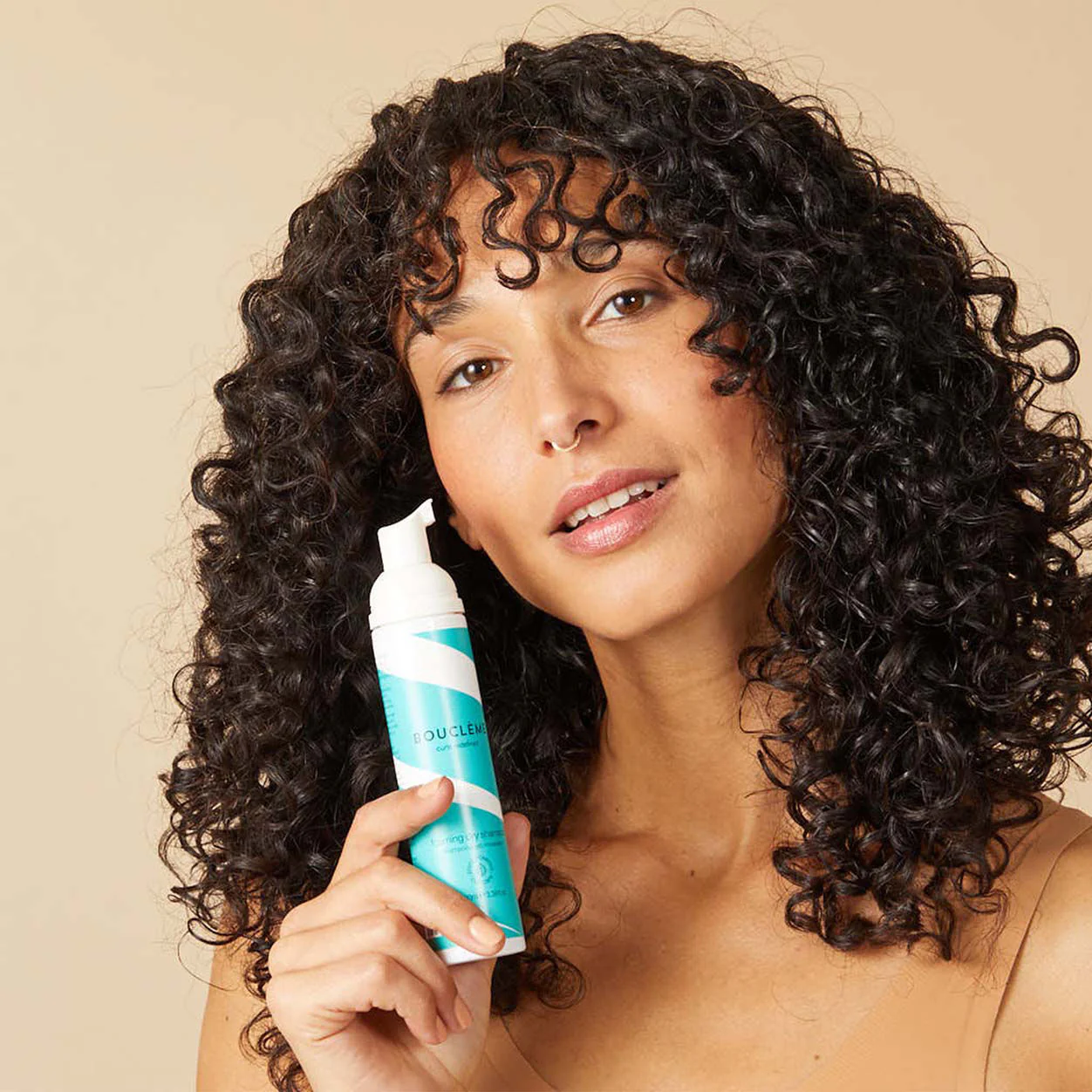4978-foaming-dry-shampoo-3.webp Foaming Dry Shampoo