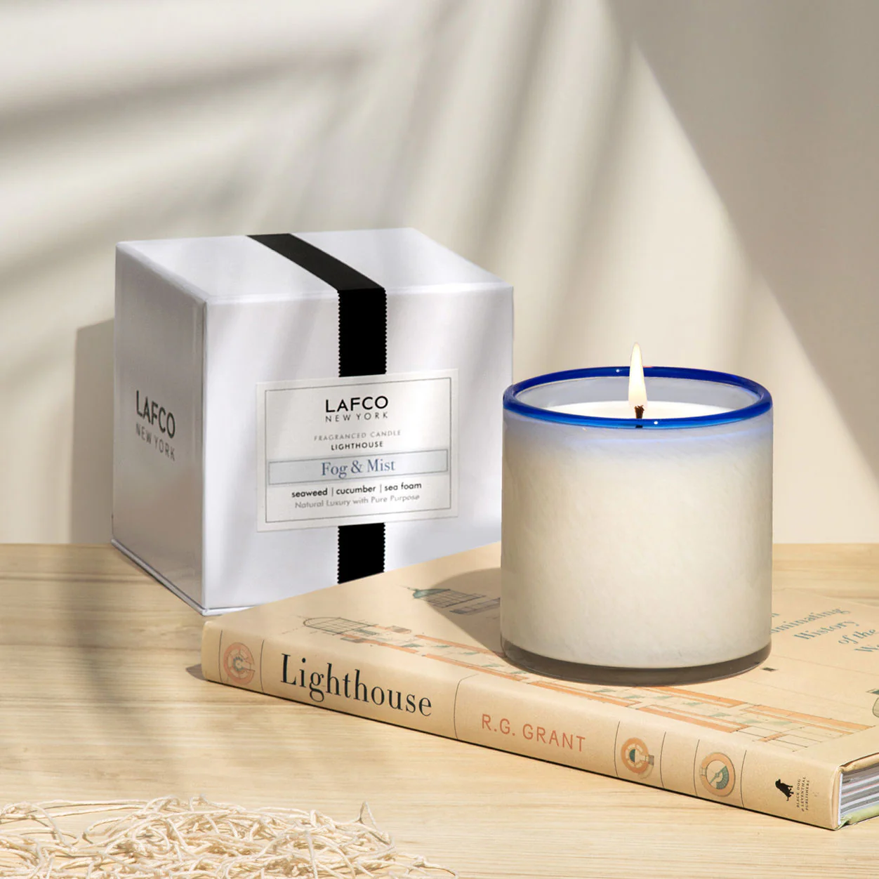 4980-fog-and-mist-signature-candle-13.webp Fog and Mist Signature Candle