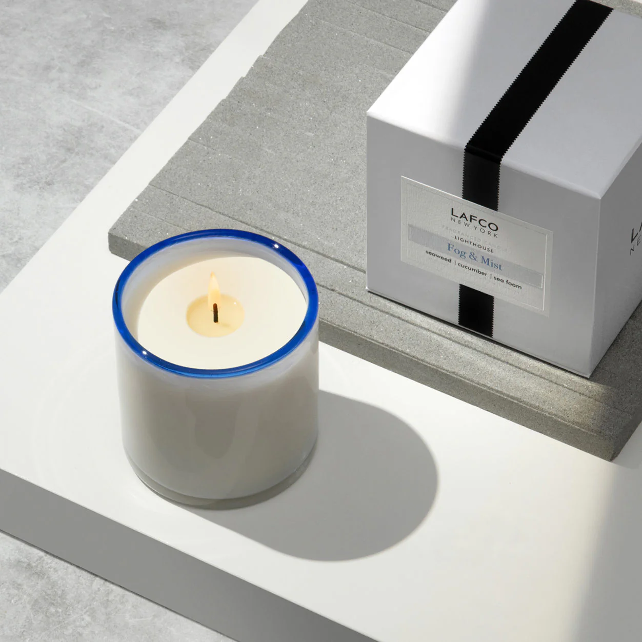 4980-fog-and-mist-signature-candle-14.webp Fog and Mist Signature Candle
