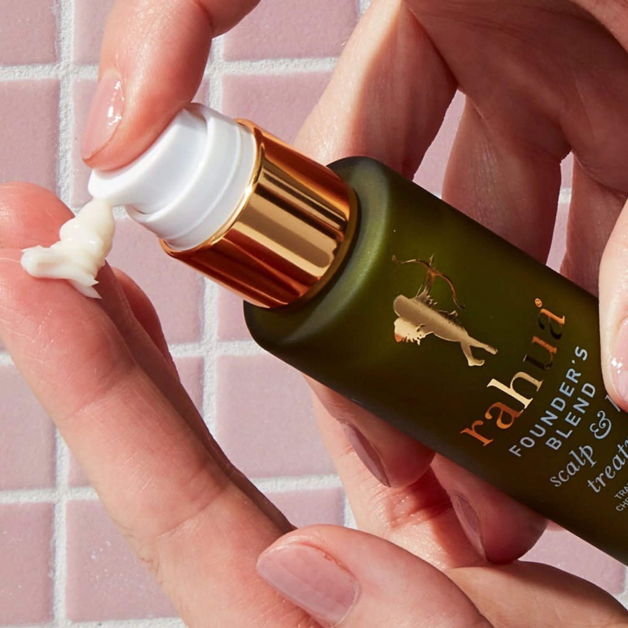 5015-founder-s-blend-scalp-and-hair-treatment-2.webp Founder's Blend Scalp and Hair Treatment