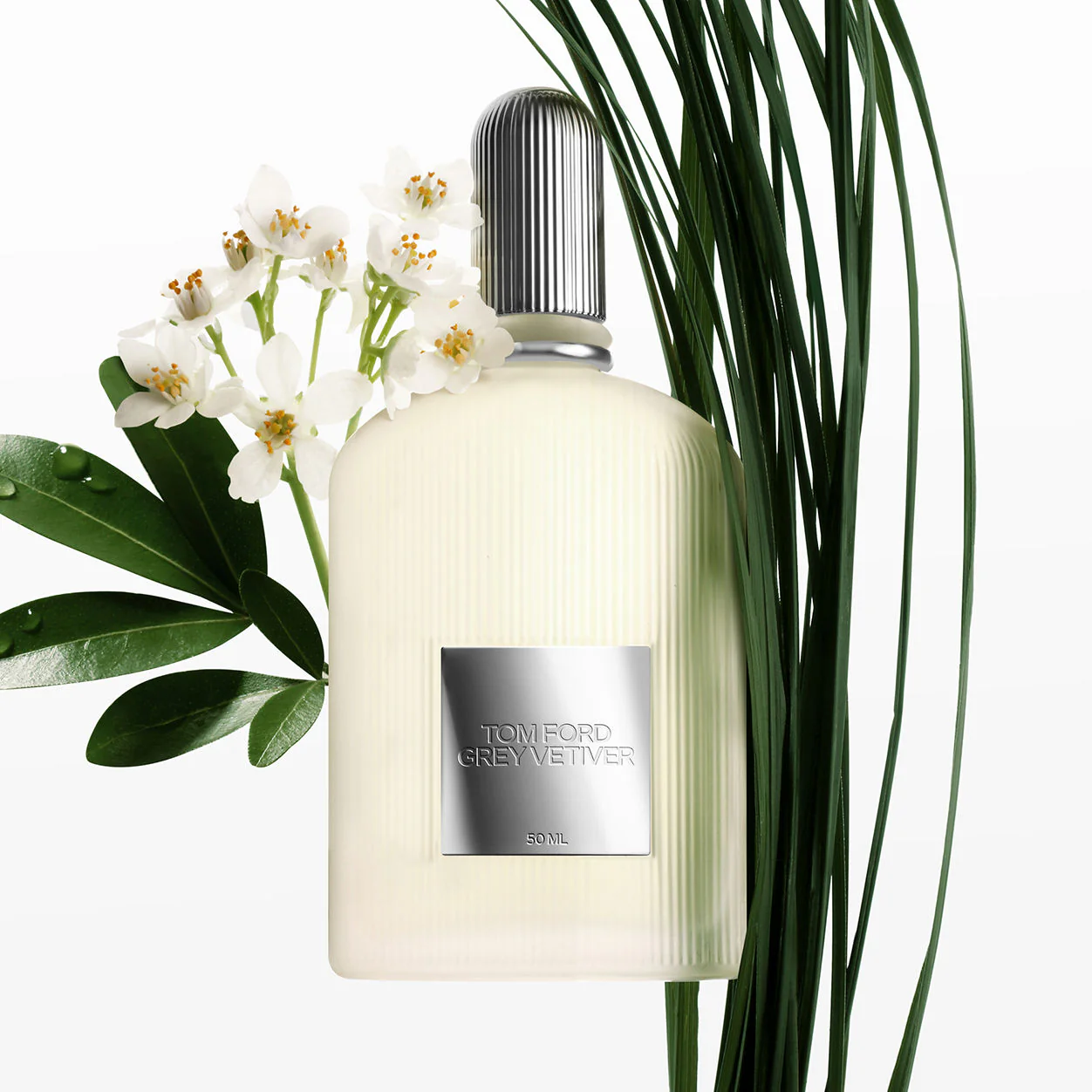 5507-grey-vetiver-eau-de-parfum-spray-2.webp Grey Vetiver Eau de Parfum Spray