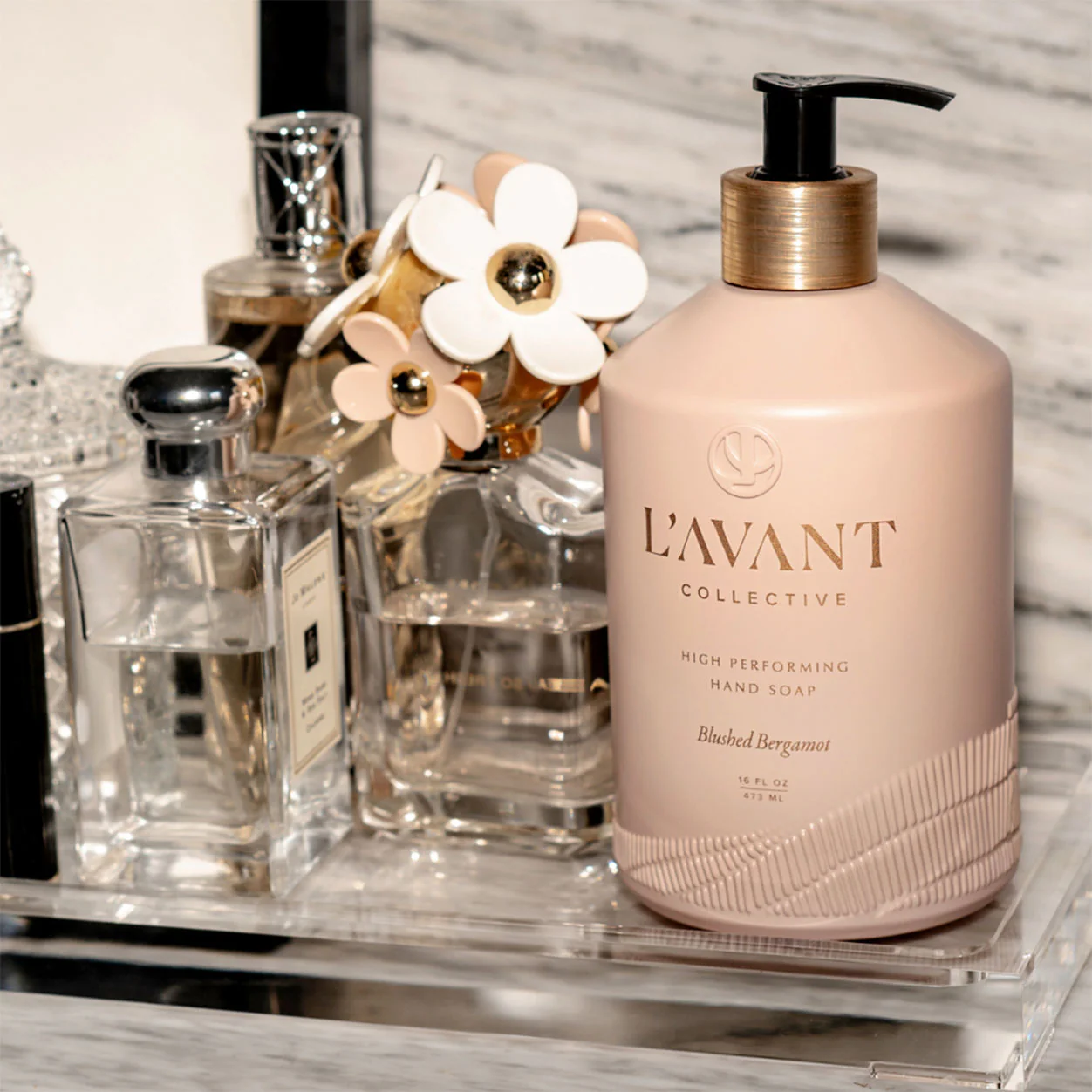 5700-high-performing-hand-soap-blushed-bergamot-3.webp High Performing Hand Soap Blushed Bergamot