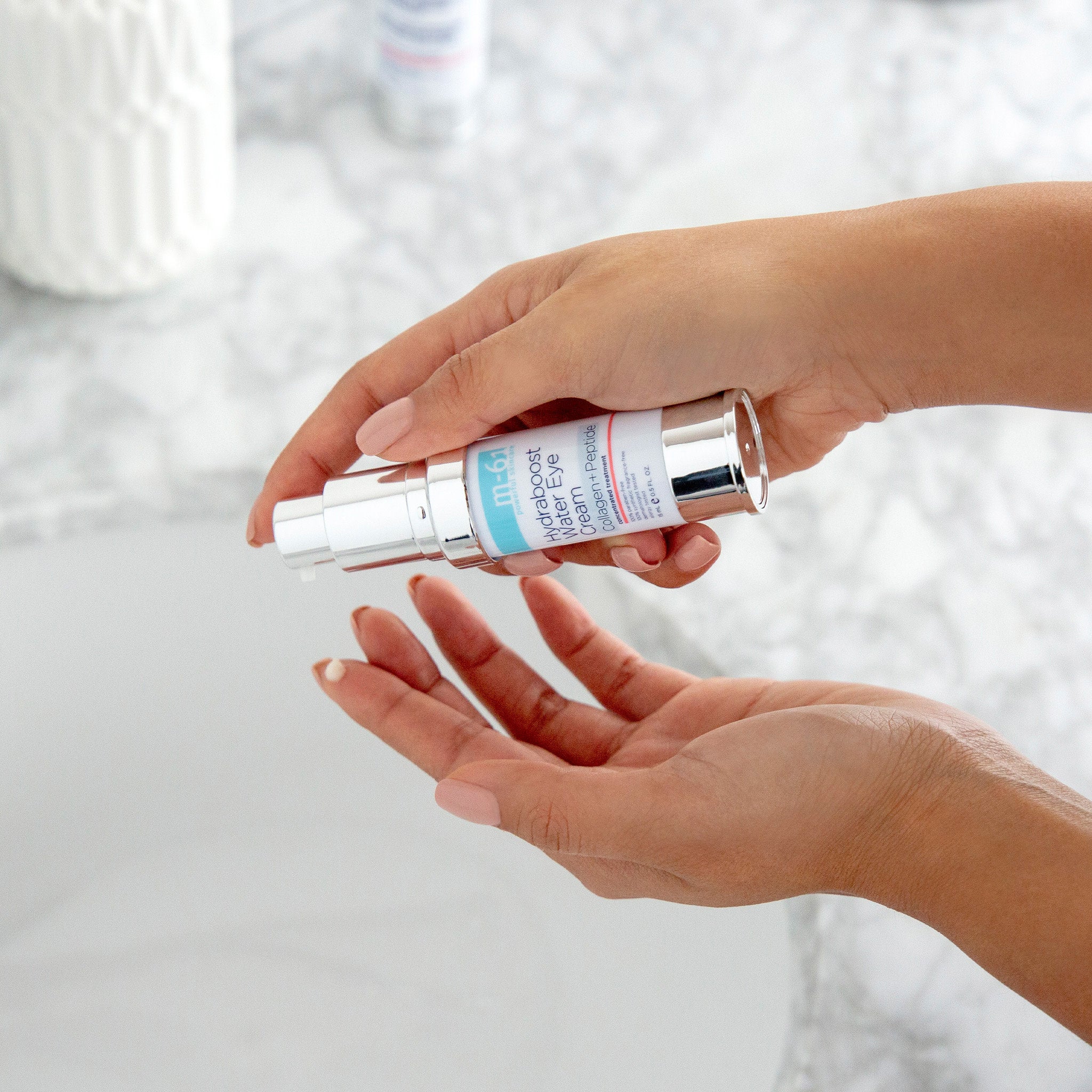 5864-hydraboost-collagen-peptide-water-eye-cream-2.jpg Hydraboost Collagen+Peptide Water Eye Cream