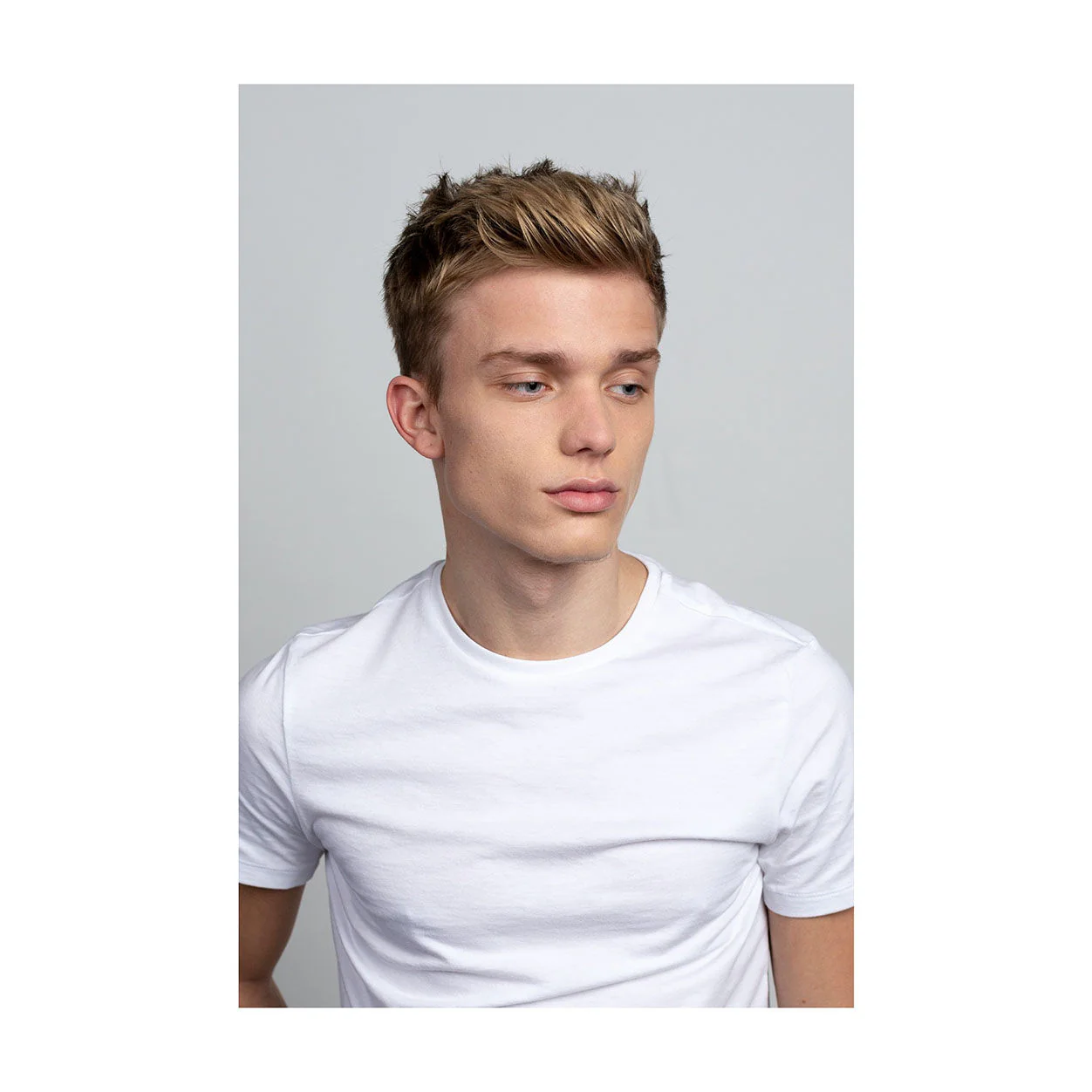 5994-hyperlink-fiber-stretch-pomade-2.webp Hyperlink Fiber Stretch Pomade