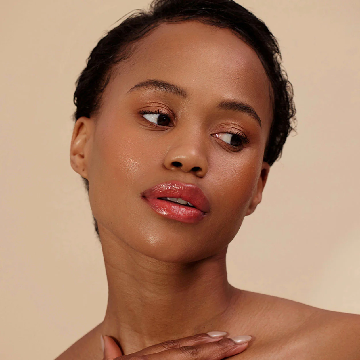 7238-luxury-lip-tint-4.webp Luxury Lip Tint
