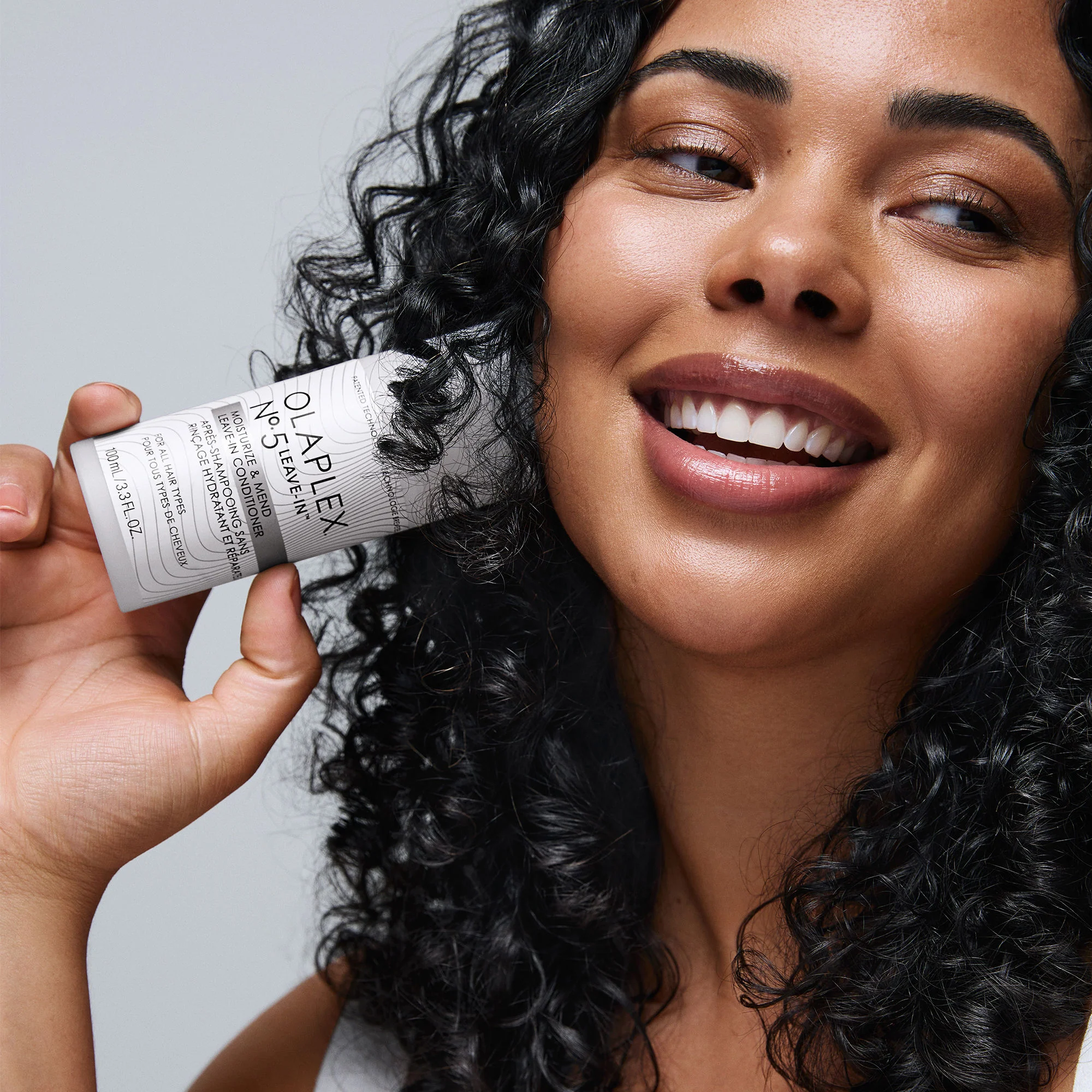 7862-no-5l-moisturize-mend-leave-in-conditioner-8.webp No.5L Moisturize & Mend Leave-In Conditioner