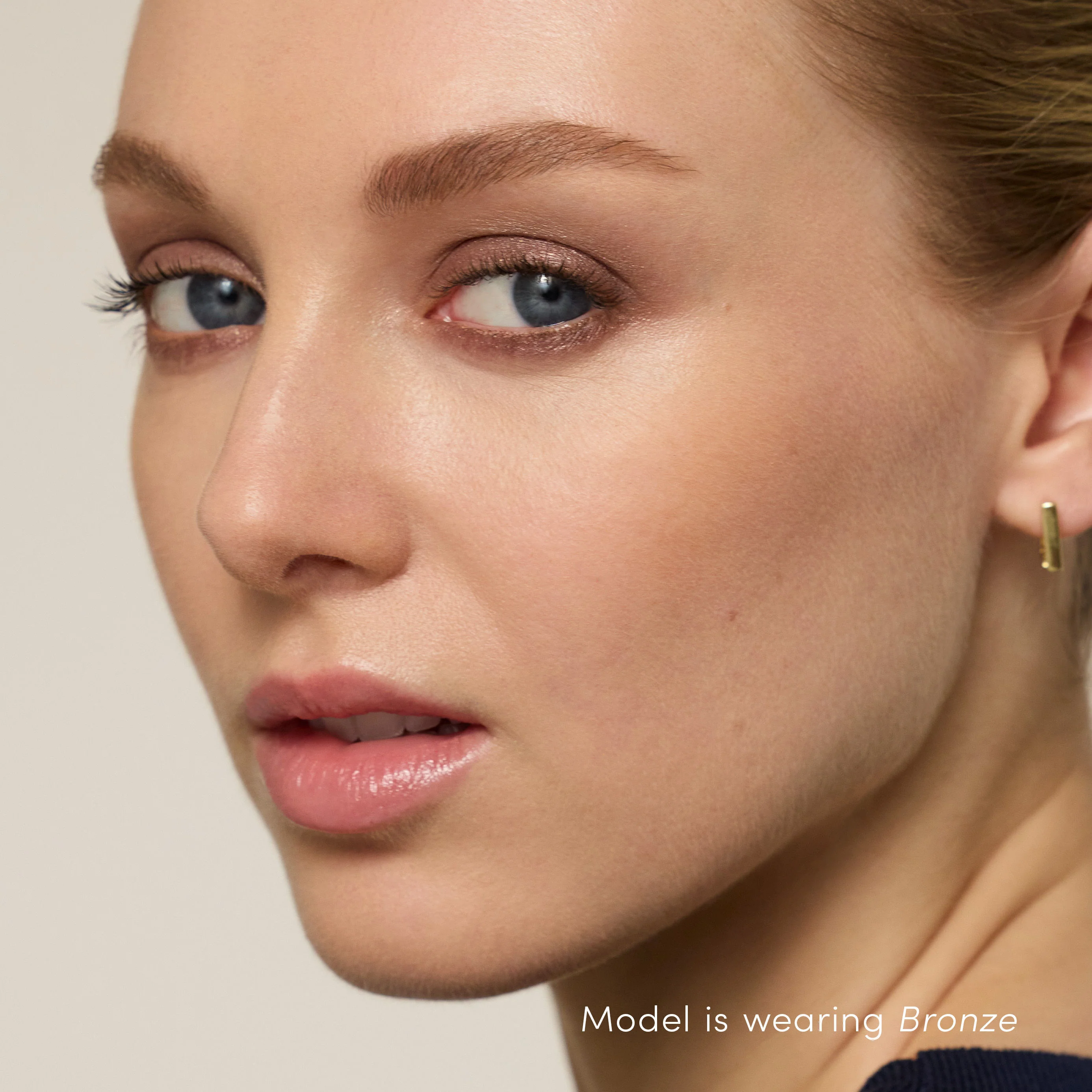 972-colorluxe-eye-shadow-stick-31.webp ColorLuxe Eye Shadow Stick